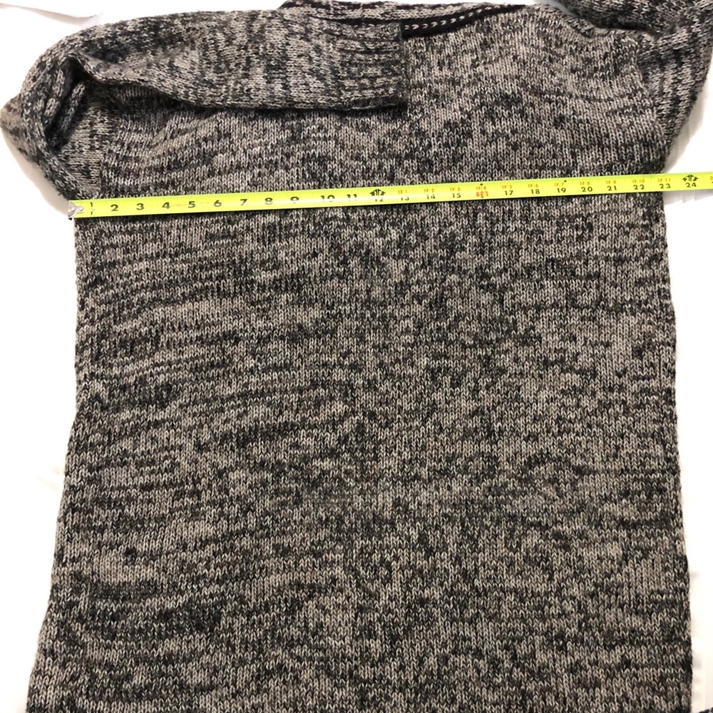 Ruby Moon Cardigan Sweater Size Medium - image 6